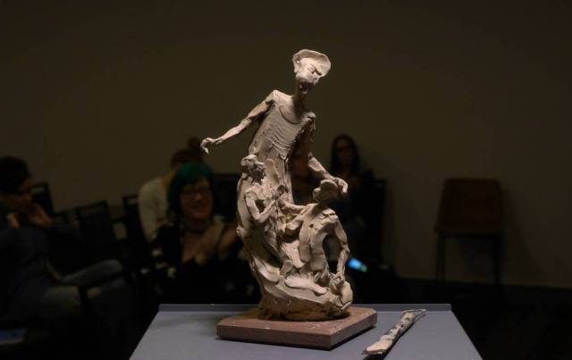 Thinking in 3D - Image 4